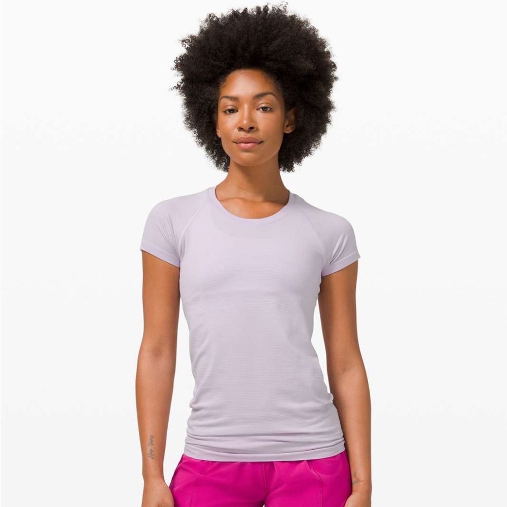 Women’s Swiftly Tech Short-Sleeve Shirt Size 8 Lavender